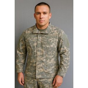 US‎ Army Combat Uniform Coat Mens Small Short Digital Camo Tactical